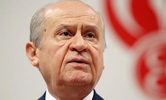 Bahçeli AKP'yi dizayn etmeye çalışıyor