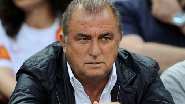 Fatih Terim sokak köpeklerine savaş açtı!