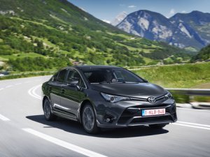 Yeni Avensis Toyota Plaza Otojen’de