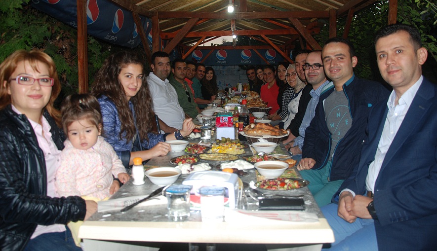 Havuzbaşı Canlı Alabalık iftar programları için önemli adres