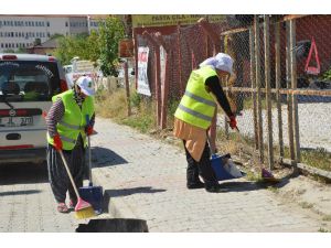 Ereğli’de Temizliğe Kadın Ele Değdi