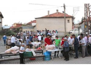 Beyşehir’in Taşra Mahallelerinde İftar Coşkusu Yaşanıyor