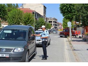 Kulu’da Trafik Polisinden Broşürlü Uyarı