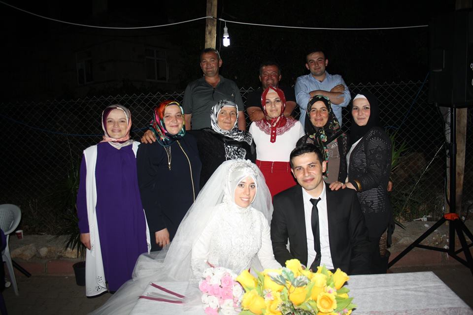 Ahırlı İlçesi'nde iki düğün iki mutluluk