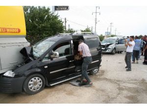 Kulu’da Üç Araçlı Trafik Kazası: 4 Yaralı