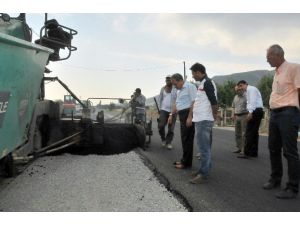 Akşehir Gazi Bulvarı’nda Asfaltlama Çalışmaları