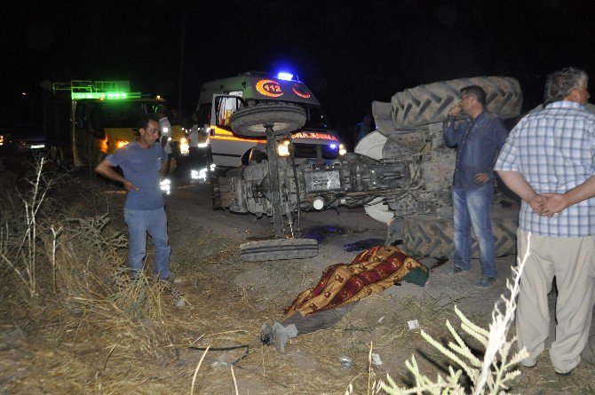 Devrilen Traktörün Altında Öldü