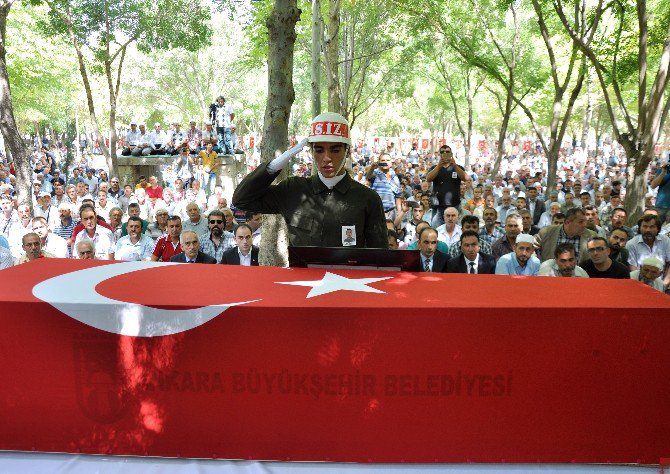 Şehit Asker Resul Coşkun Son Yolculuğuna Uğurlandı