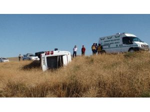 Bayram Gezisi Kazayla Sonlandı: 1 Ölü, 19 Yaralı