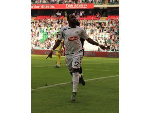 Traore Trabzonspor’u Seviyor