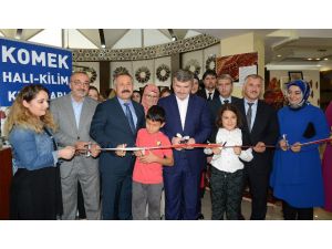 Halı Ve Kilim Dokuma Geleneği Komek’te Canlanıyor