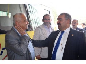 Milletvekili Halil Etyemez Esnafla Bir Araya Geldi