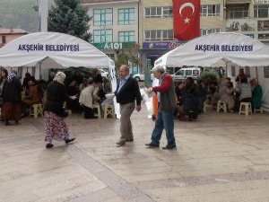 Akşehir Belediyesi’nden Aşure İkramı