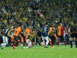 DEV DERBİDE KAZANAN YOK GÜLEN GALATASARAY