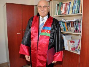 Tdauia Prof. Dr. Ali Berat Alptekin’e Fahri Doktora Diploması Verdi