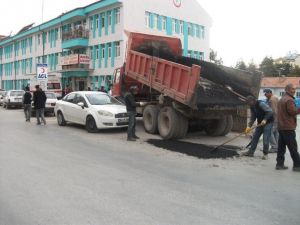 Beyşehir’de Yol Yapım Çalışmaları Sürüyor