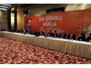 AK Parti Konya Teşkilatı Ve Milletvekilleri Basınla Bir Araya Geldi