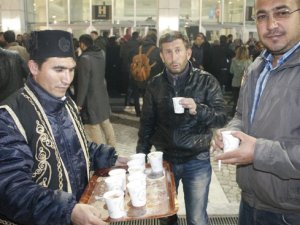 Karatay Belediyesi'nden salep ikramı