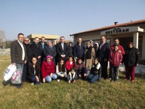 Vakıfay Derneği Seydişehir’de Burs Verdiği Öğrencilerle Buluştu