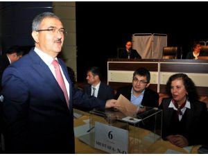 Prof. Dr. Mustafa Şahin, Rektörlük Adayı Seçiminde En Yüksek Oyu Aldı