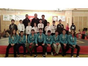 Selçuklu Belediyesi Spor Kulübü Wushu Takımı’ndan 7 Türkiye Şampiyonluğu