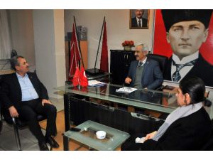 Başkan Akkaya’dan CHP İlçe Teşkilatına Ziyaret