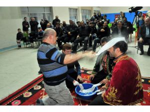 Akşehir’de Kavuk Sende Kış Sohbetleri Sürüyor