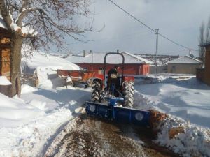 Beyşehir’de Dış Mahallelerde Karla Mücadele Kolaylaştı