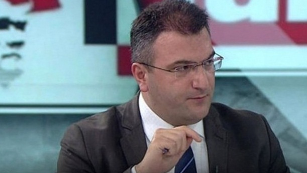 Cem Küçük: Aydın Doğan bu rezaletin hesabını versin!