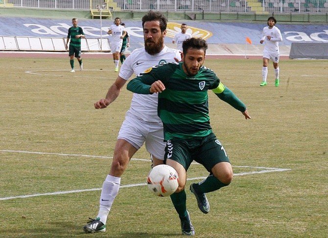 Anadolu Selçukspor 1 Nazillispor 1