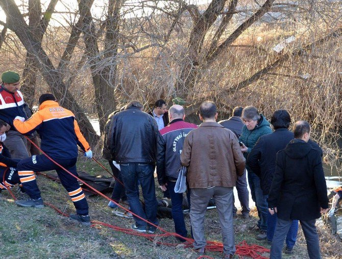 Kayıp Taksici Cinayete Kurban Gitmiş