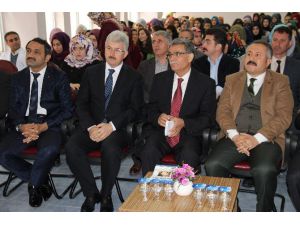 Konya’da "Bugünü Anlamak İçin Akif’i Okuyoruz" Paneli