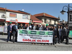 Akşehir’de Yeşilay’dan Sağlık Olsun Standı