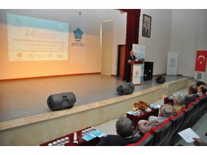 NEÜ’de Sürdürülebilir Öğretmen Eğitimi Konferansı