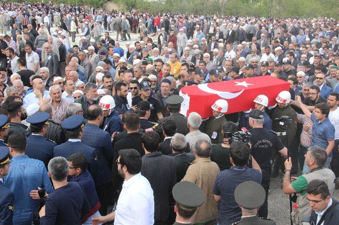 Konyalı Şehit Gözyaşları Arasında Son Yolculuğuna Uğurlandı