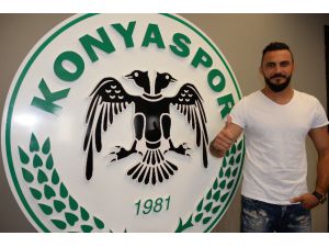 Atiker Konyaspor Kaleci Kaya Tarakçı İle Sözleşme Yeniledi