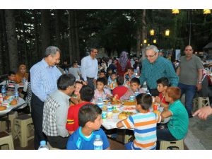 Akşehir Belediyesi’nden Kardeşlik İftarı