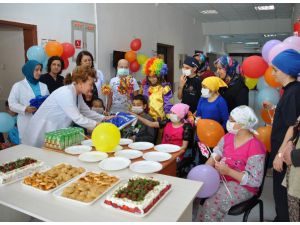 NEÜ Meram Tıp Fakültesi Çocukların Yüzünü Güldürdü