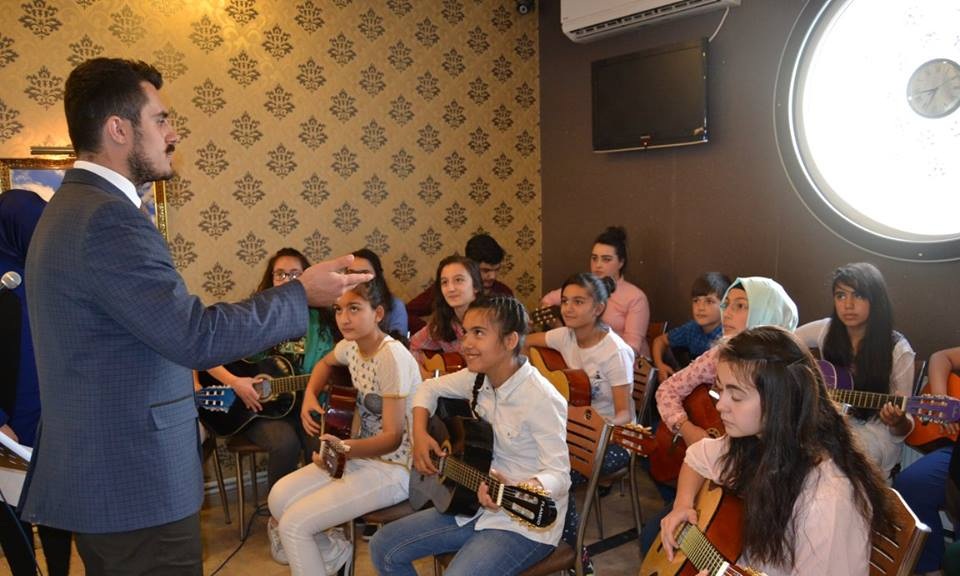 Tufan Baydan Müzik Atölyesi'nden anlamlı program!