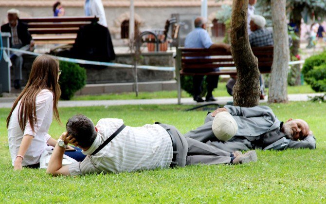 Aksaray’da vatandaşlara sıcak hava uyarısı