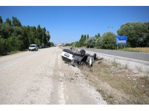 Beyşehir’de otomobiller devrildi: 2 yaralı