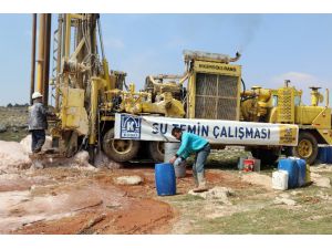 Cihanbeyli’nin iki mahallesine derin su kuyusu açıldı