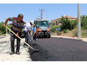 Aksaray’da alt yapısı tamamlanan yollara asfalt