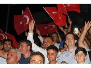 Başkan Karatay: "Ezanlarla bir darbe susturuldu" dedi