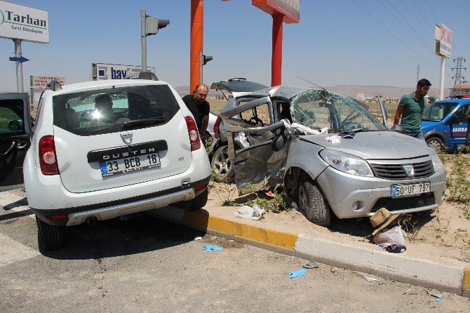 Aksaray’da feci kaza: 3 ölü, 5 yaralı