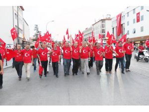 Esnaf odası başkanlarından demokrasi yürüyüşü