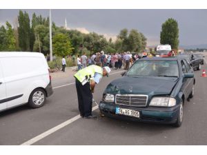 Otomobil motosikletle çarpıştı: 1 ölü