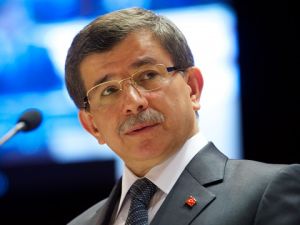 Davutoğlu'nun vekillere ilk talimatı SMS ile...