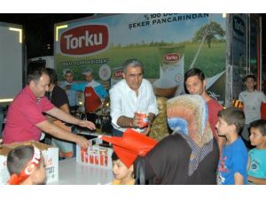 Torku, demokrasi nöbetindeki vatandaşları yalnız bırakmadı