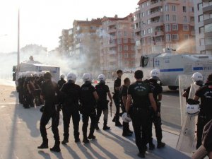 Süper Kupa maçı öncesi stadyum önünde olaylar çıktı